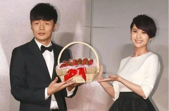 杨丞琳为什么被全网封？情商惹争议，说错话险遭“封杀” 第39张