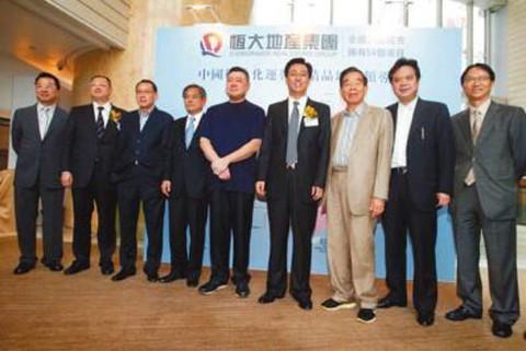 许家印后面的老板是谁？背后大佬不简单，一场牌局渡难关 第15张