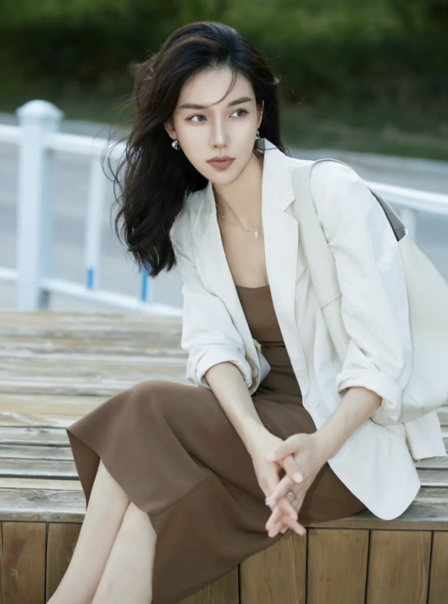 马丽个人资料（“丑角”马丽，在娱乐圈修炼成美女） 第63张
