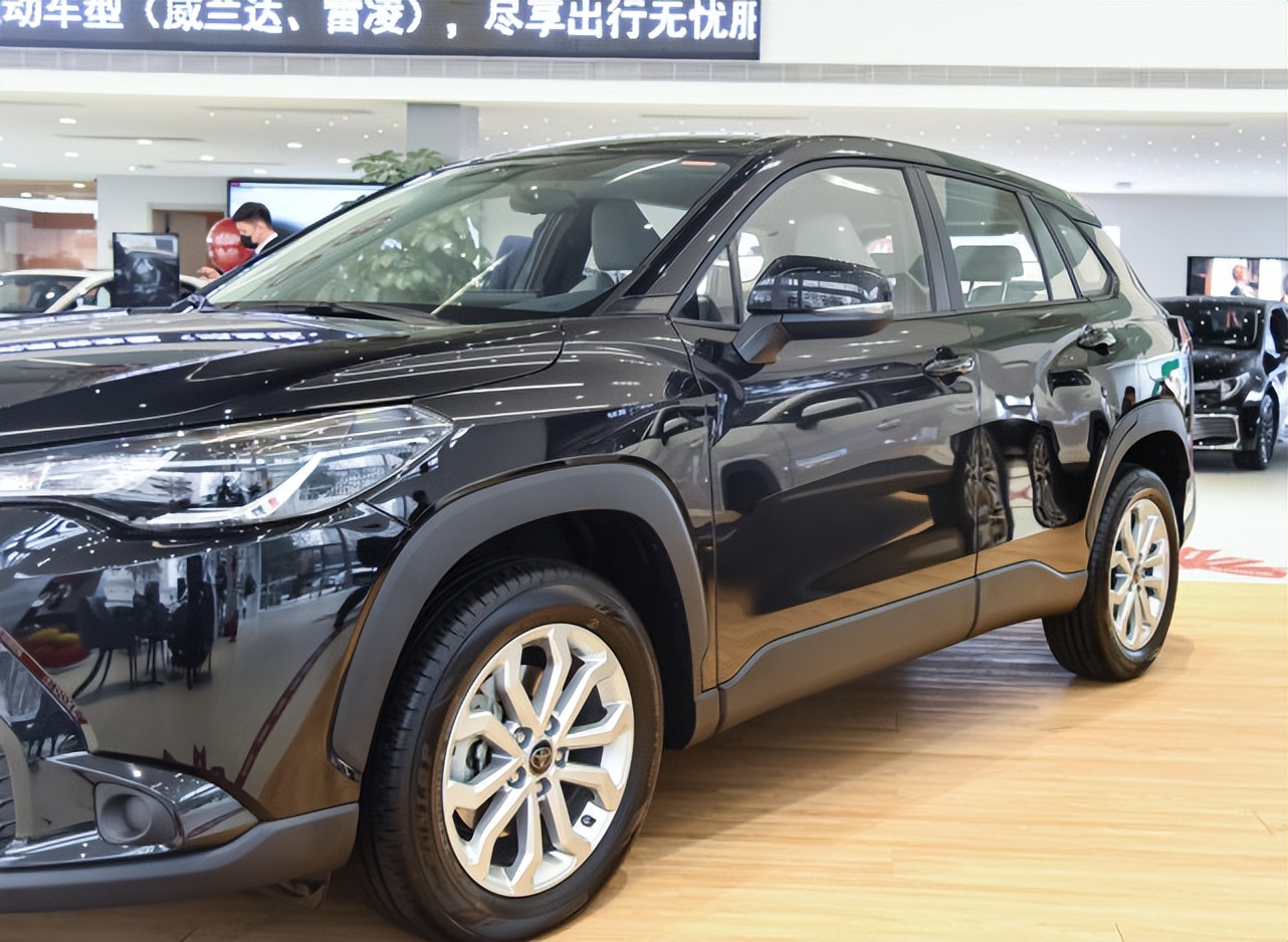 简单又大气，12.09万拿下丰田锋兰达，用车4个月 第3张