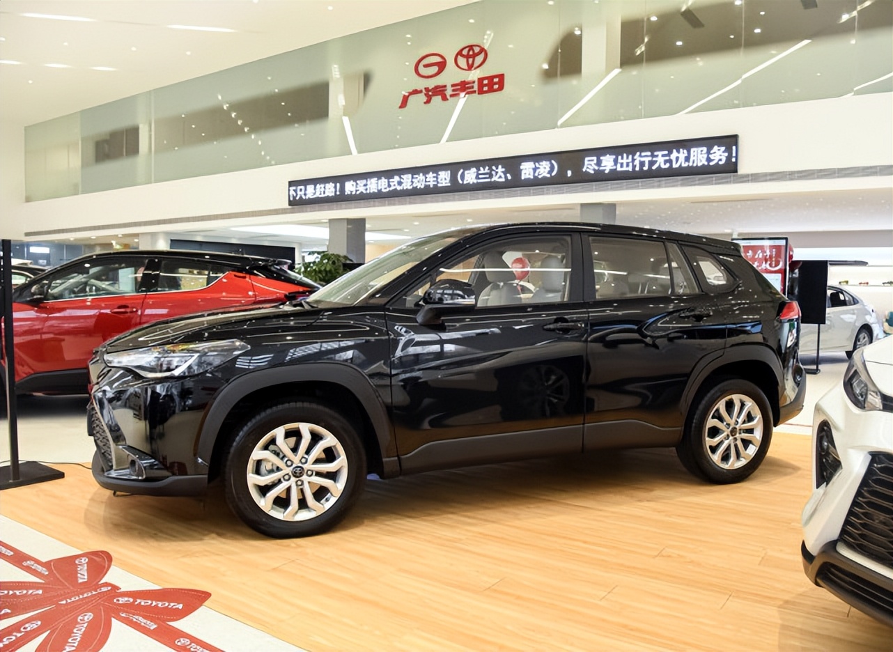 简单又大气，12.09万拿下丰田锋兰达，用车4个月 第1张