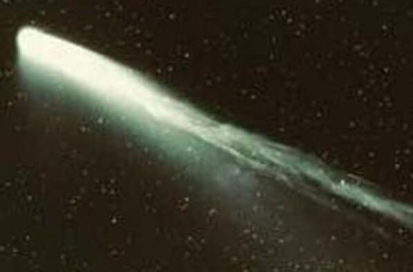 有名的彗星排行榜前十,历史上十大著名的彗星 第19张