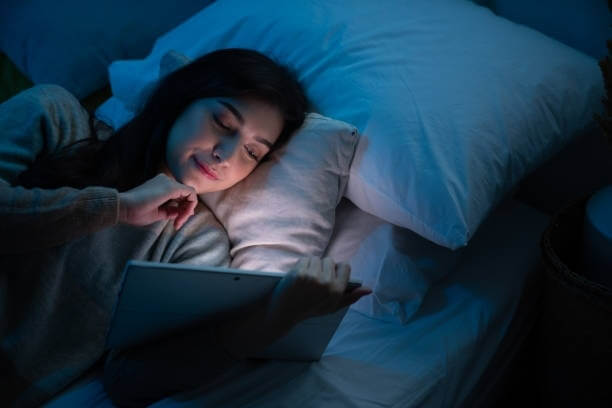 睡前看屏幕能有更好的睡眠体验？ 第1张