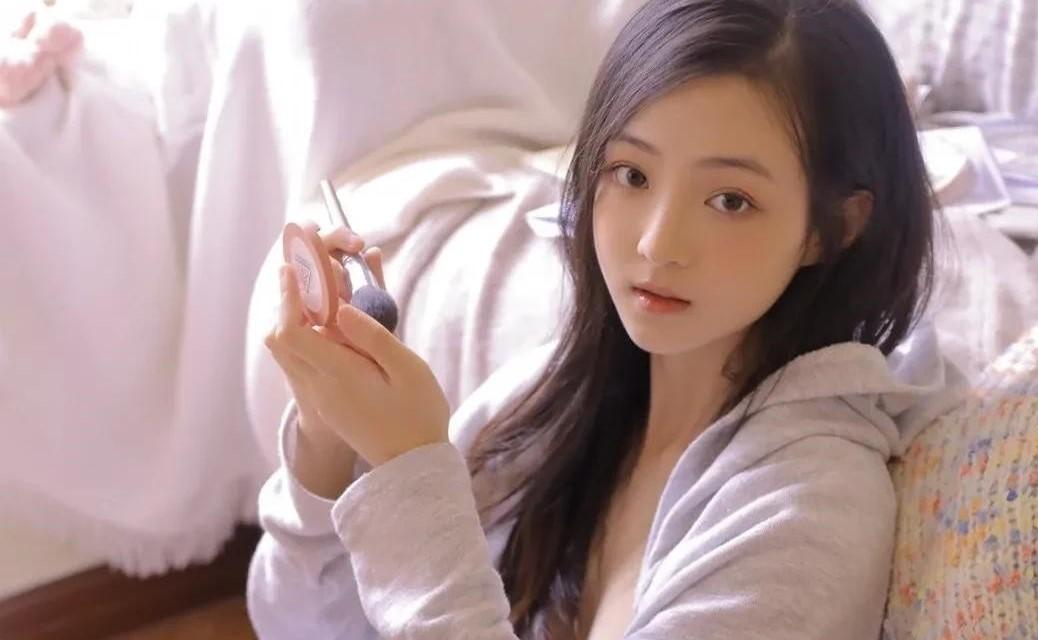 跟女孩子聊天怎么表白（向心动女孩表白情话撩妹套路汇总） 第7张