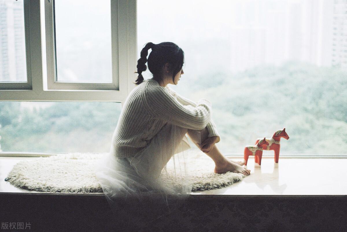 和水瓶座男生谈恋爱应该注意什么（女生和水瓶座恋爱的7大原则） 第3张