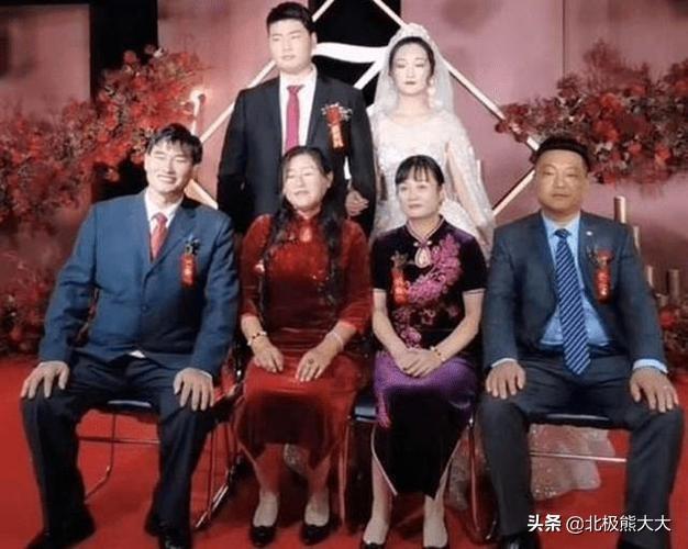 亚男个人资料简介（深扒“大衣哥儿媳妇”陈亚男攀升记） 第17张