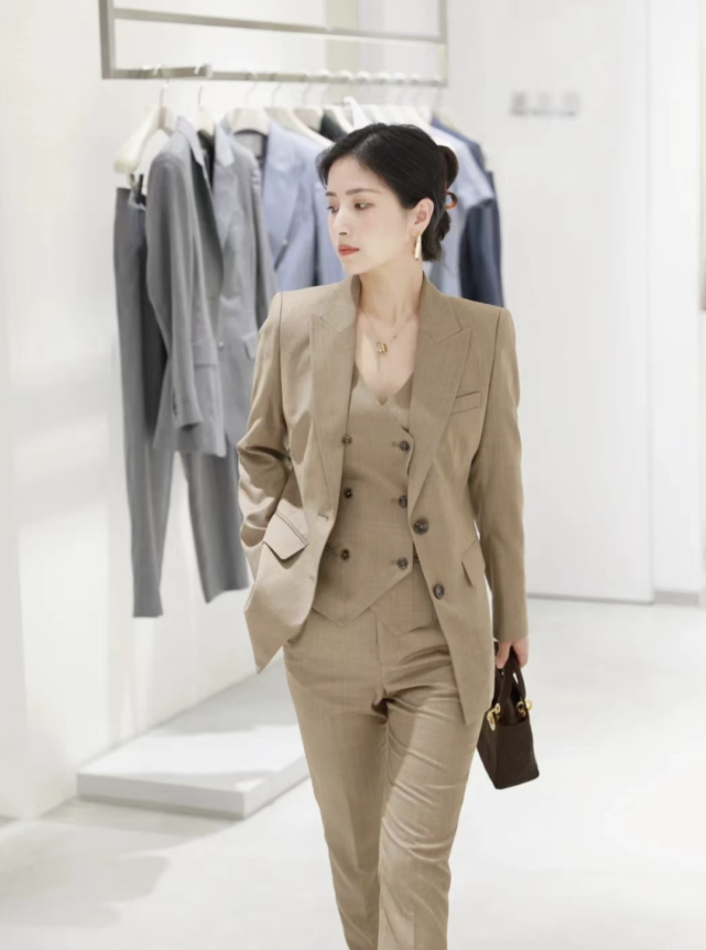 马丽个人资料（“丑角”马丽，在娱乐圈修炼成美女） 第39张