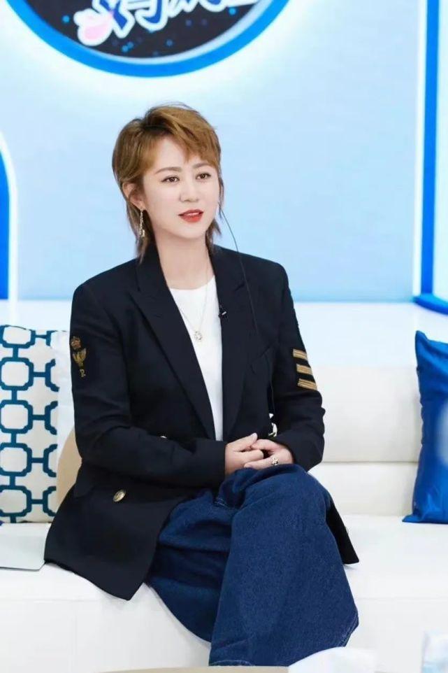 马丽个人资料（“丑角”马丽，在娱乐圈修炼成美女） 第27张