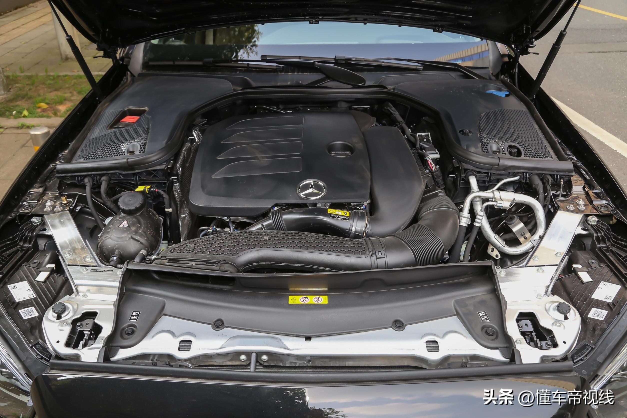 奔驰e300多少钱一辆（2023款奔驰E级44万起售） 第11张