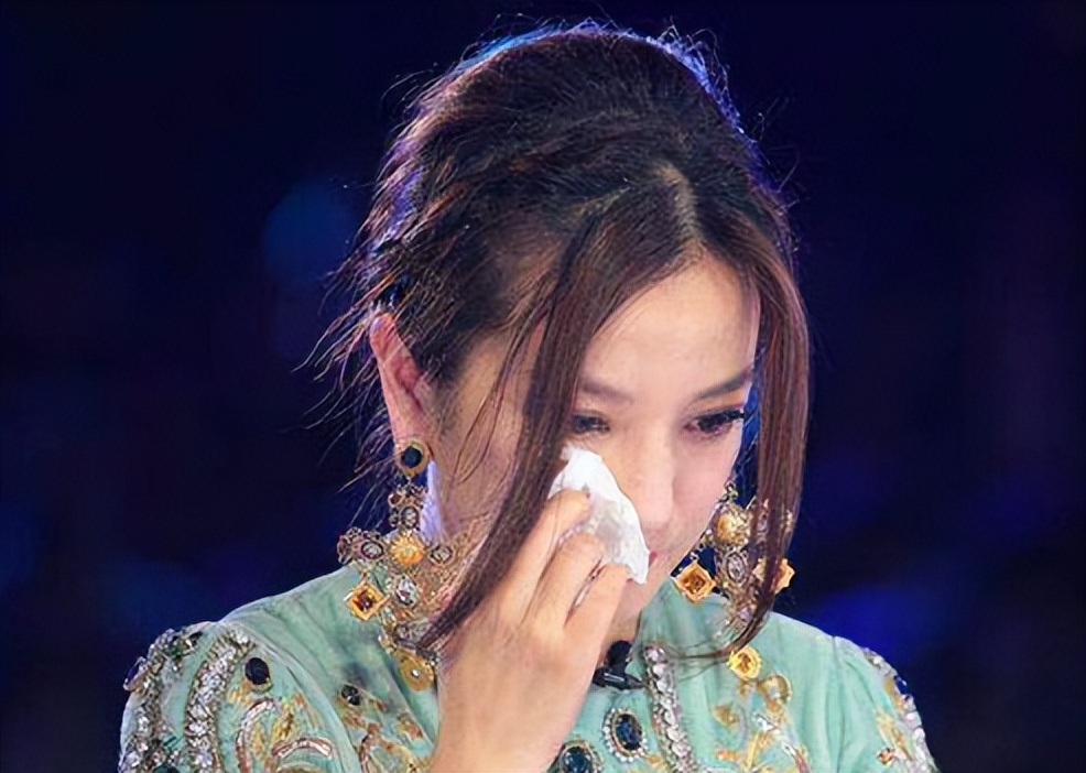 赵薇亲日辱华只是冰山一角，五大事件曝光原因，恶劣行为贯穿生涯 第5张