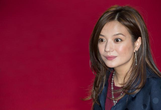 赵薇为什么被全网封主要原因？封杀背后的内幕，远比你想象得还复杂 第3张