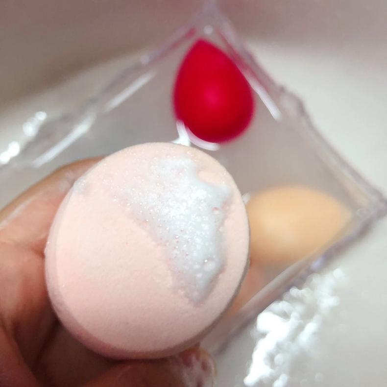 如何清洗粉扑和化妆蛋（美妆蛋的正确清洗方法） 第19张