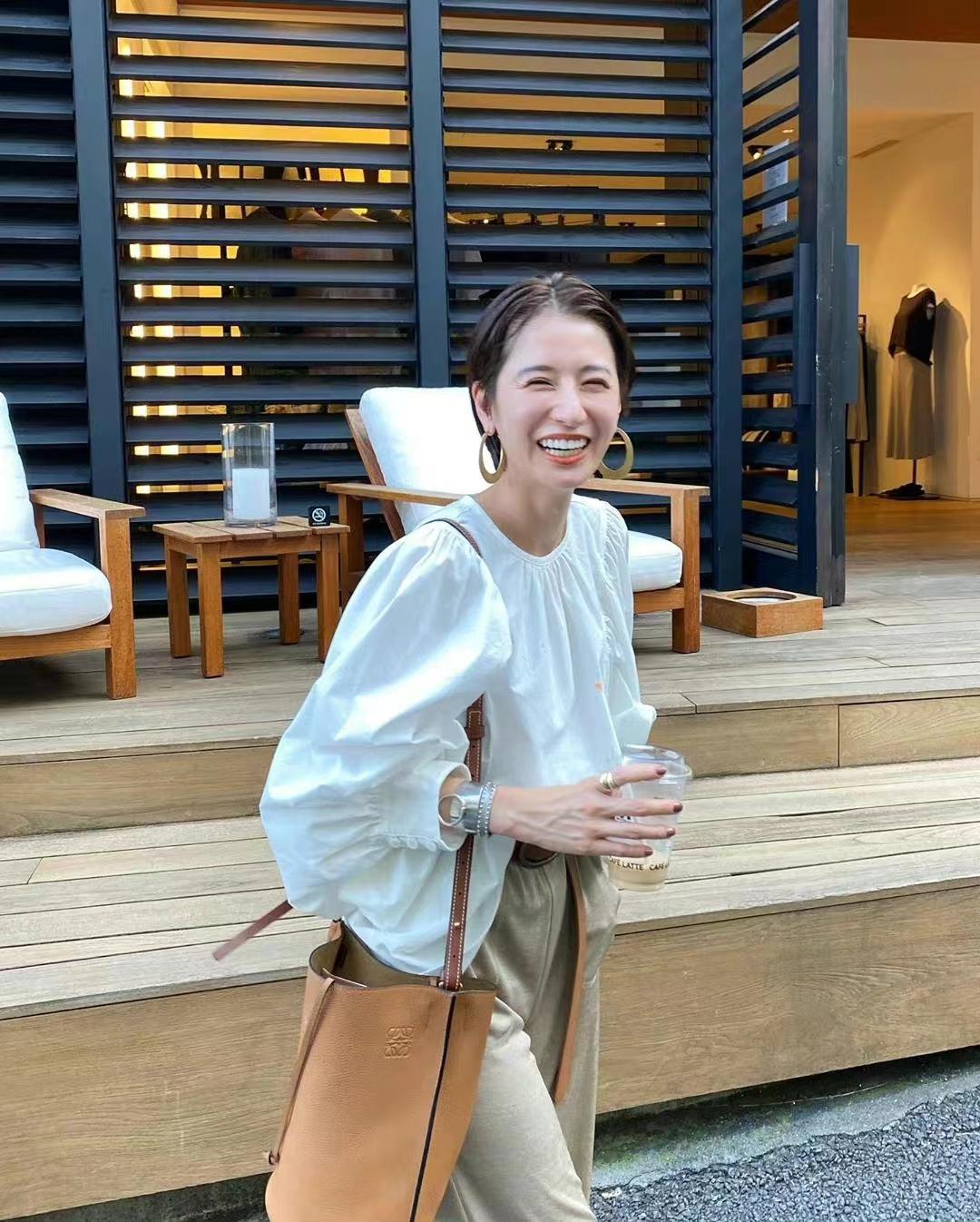 如何学会穿衣打扮自己（ 快速学会打扮方法） 第5张