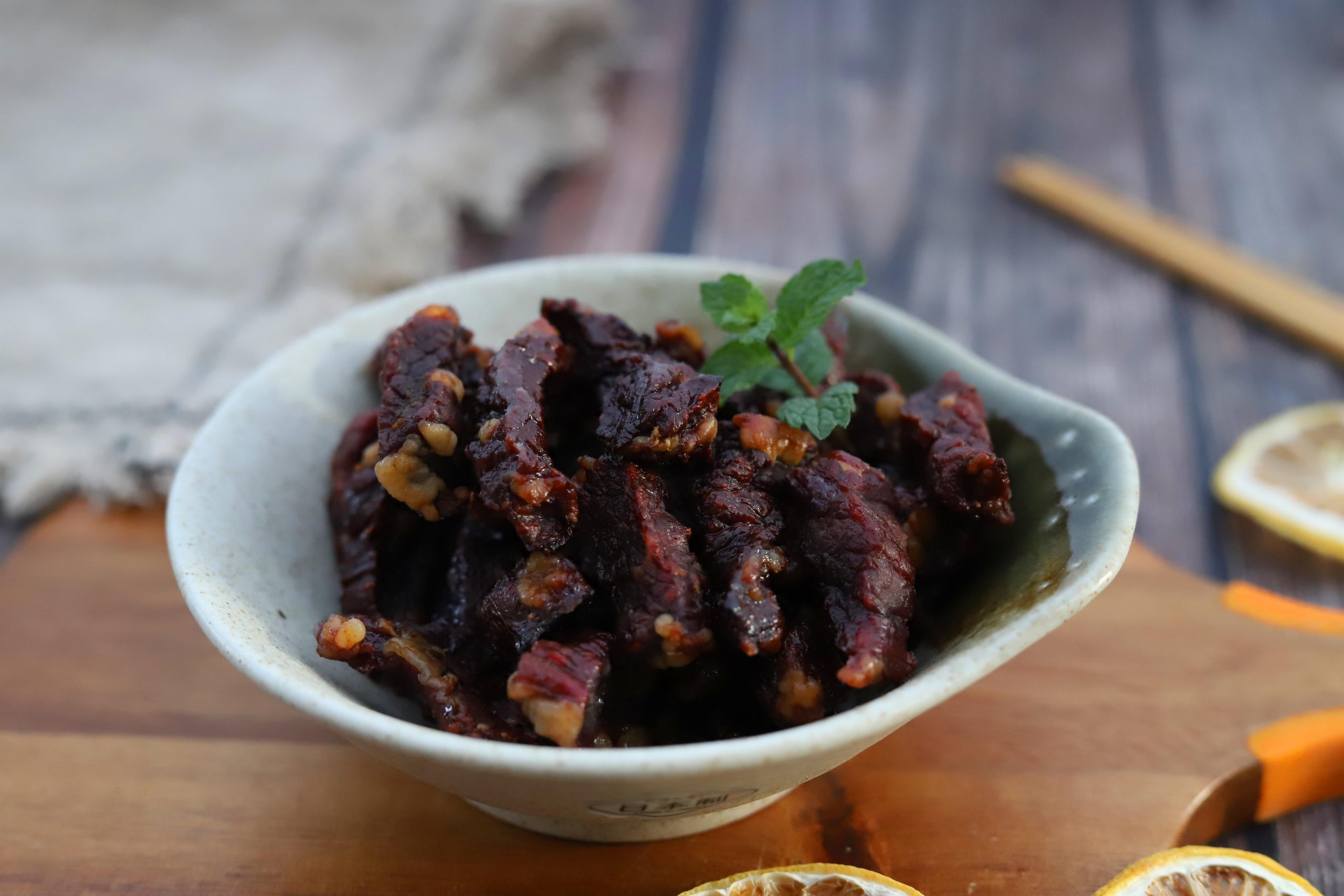 牛肉干如何做好吃又简单（牛肉干的做法最正宗做法） 第11张