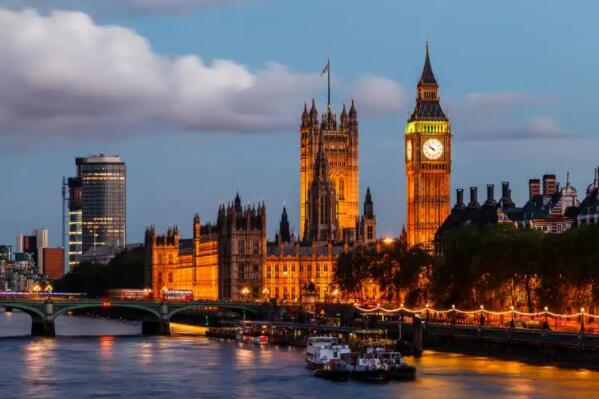 英国十大城市排名,英国经济最好的城市排名前十 第1张