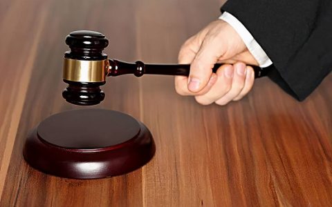 泄露公民个人信息罪立案标准（故意泄露他人信息的行为处理方法）