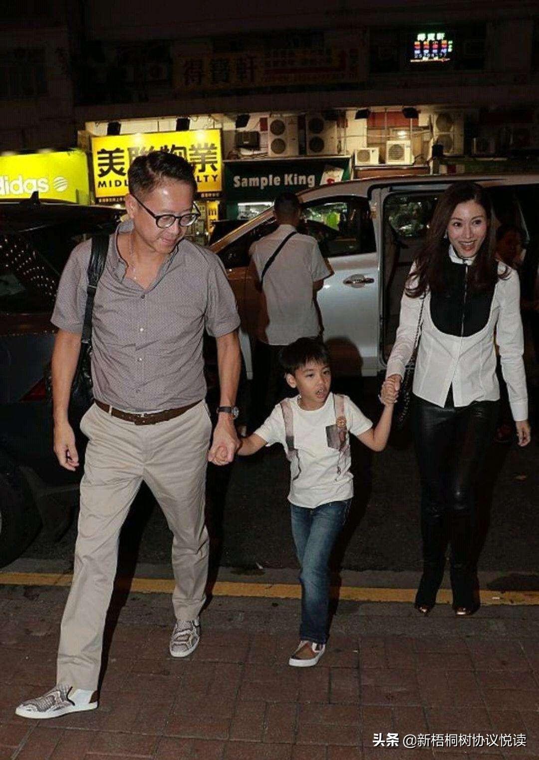 何超琼有孩子吗（解读何超琼没有小孩的两种说法） 第13张