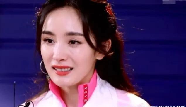 杨幂王俊凯恋情的事是真的吗（网友：纯属无稽之谈） 第3张