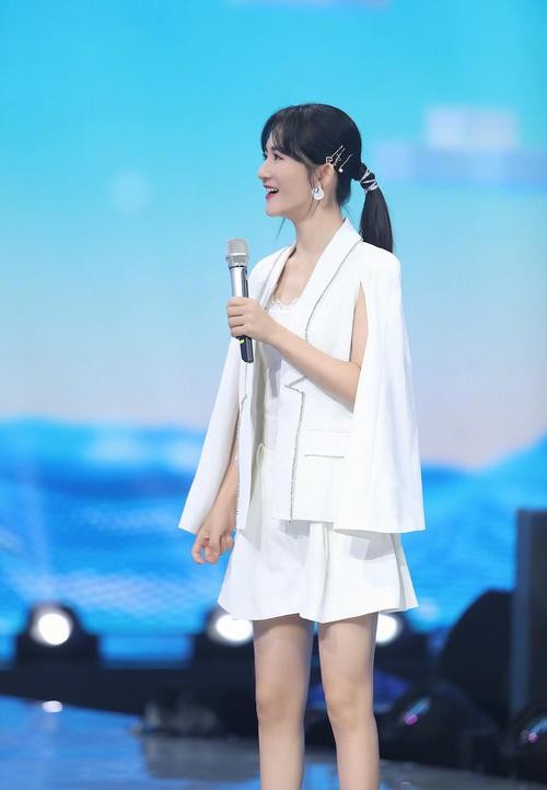 谢娜：从万人捧到“万人嫌”，离开快乐大本营有苦衷，我也不想走 第63张