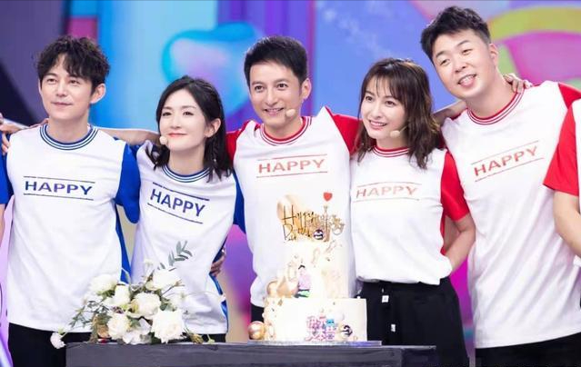 何炅为什么被全网封（某导演呼吁封杀何炅并列出4大原因） 第21张