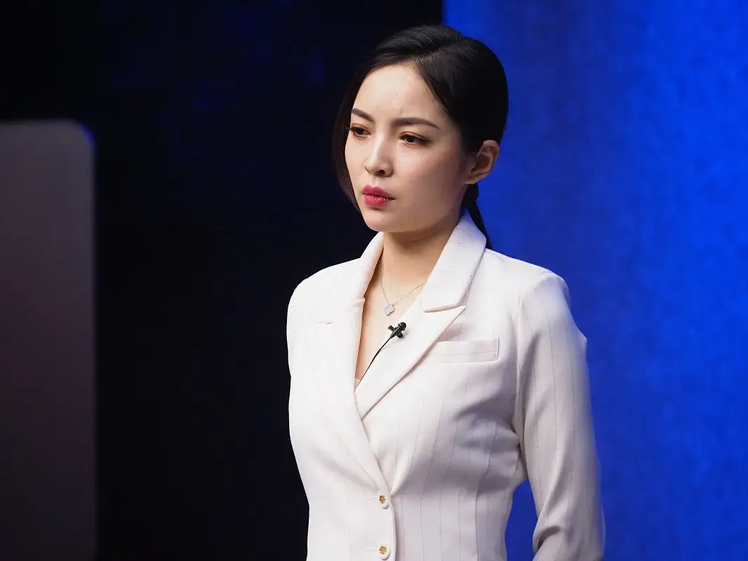 王钟瑶事件5分37秒是什么意思（魔鬼身材太亮眼） 第21张