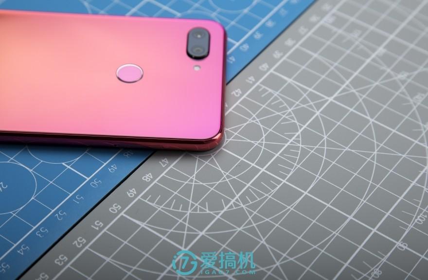 小米8青春版什么参数（小米8青春版详细评测） 第5张