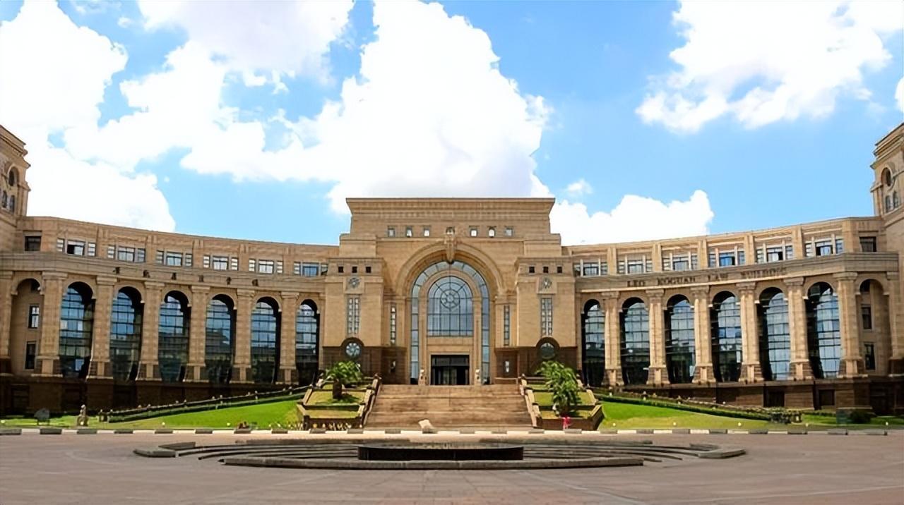 学院和大学的区别（学院和大学哪个好） 第1张