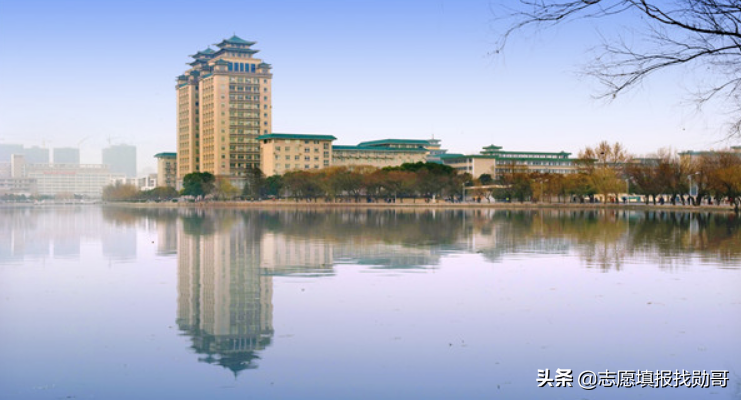 中南民族大学是一本还是二本（中南民大为何不受考生重视） 第5张