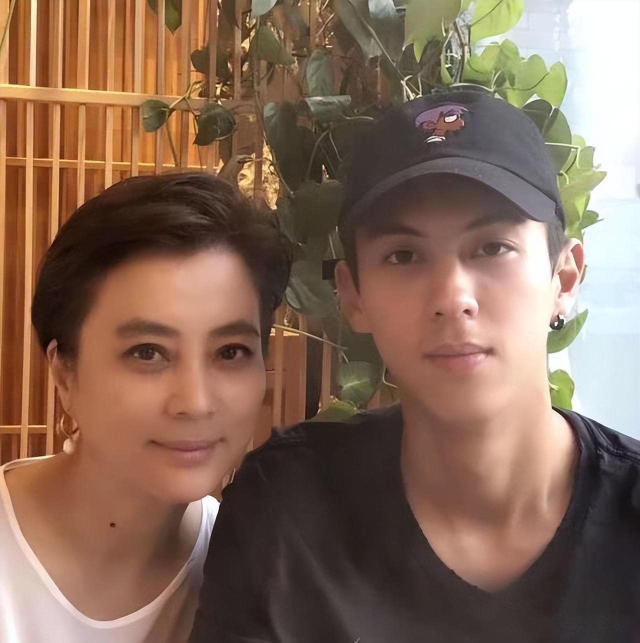 李玲玉个人资料简介（起底李玲玉早年经历与现状） 第91张