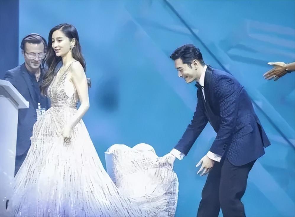黄晓明婚变真实原因是什么（知情人再曝黄晓明离婚内幕） 第9张