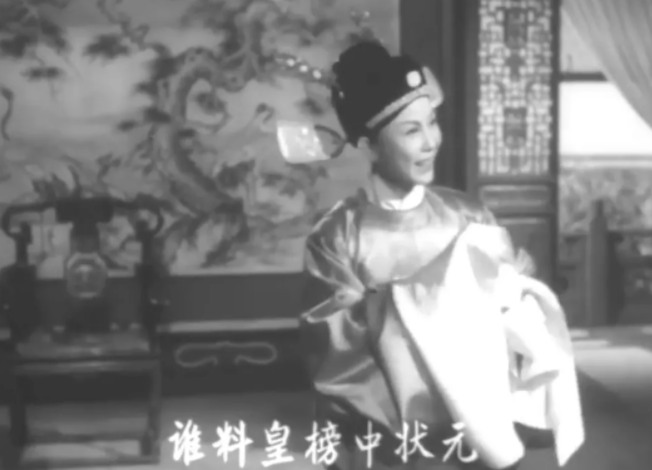 小潘潘为什么被全网封（剖析小潘潘被点名批评原因） 第9张