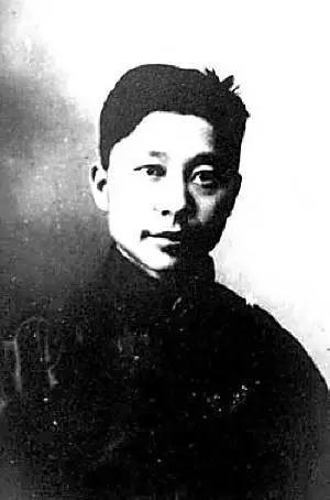 老舍的婚外情：他投河自尽的背后真相，竟与这段特殊情事有关！ 第1张