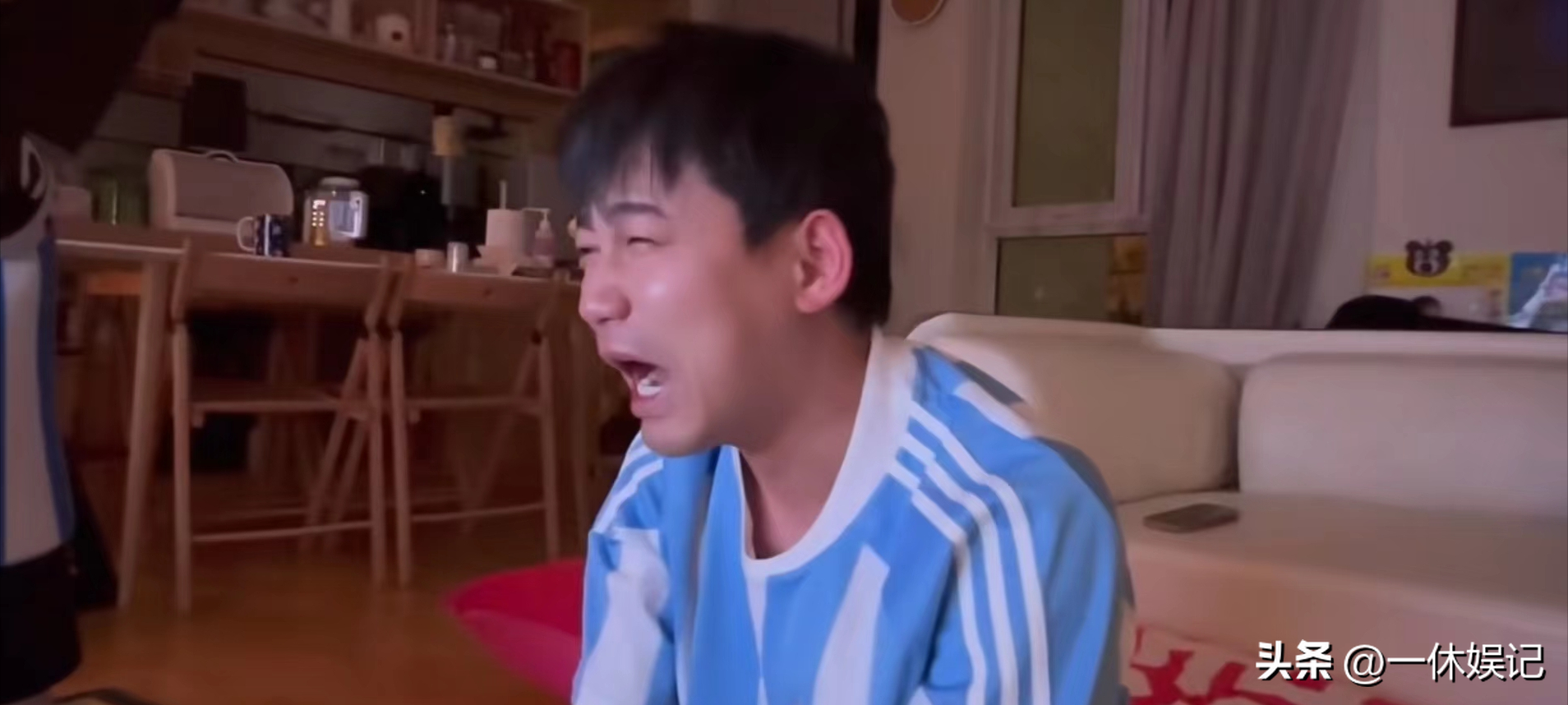 苏醒家里很有钱吗（解析苏醒家世背景与他早年过往） 第3张