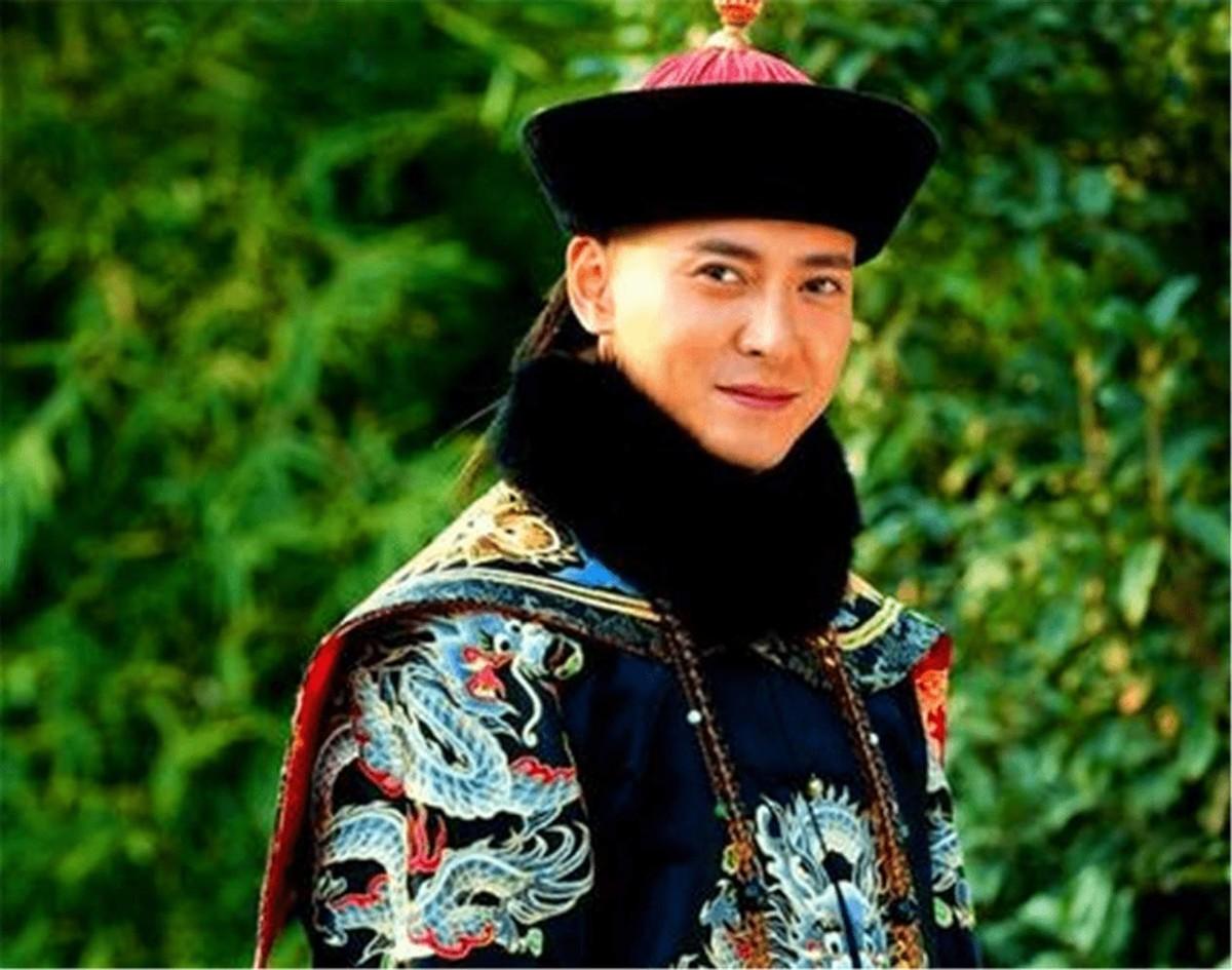多尔衮为什么不自立为帝（大权在握为何一生不敢称帝） 第11张