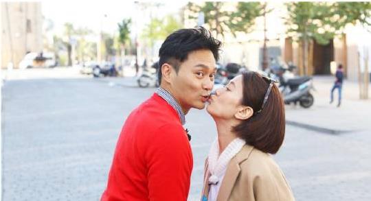 娱乐圈十大明星模范夫妻 第15张