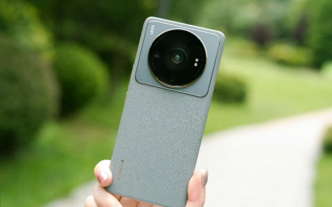 顶级富豪都用什么手机（高端商务人士用的3款旗舰）