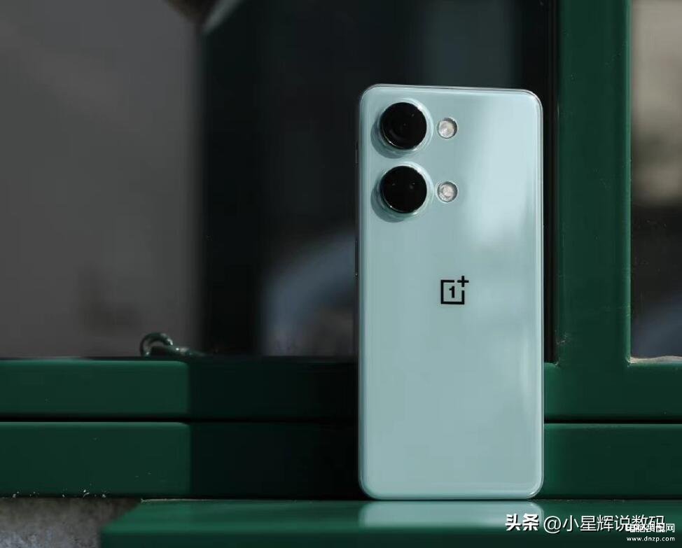 性价比最高的5g手机有哪些（三款5G手机值得买） 第1张