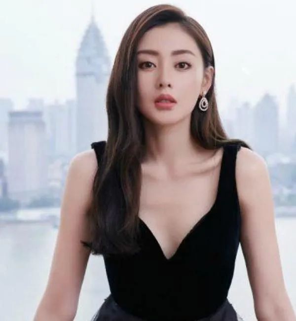 十大华语影坛性感女神！各个雪肤玉貌魔鬼身材太美艳撩人 第1张