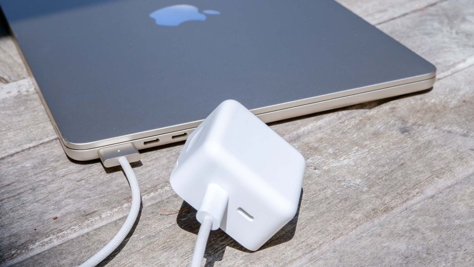 M2 MacBook Air 评测：外观更轻薄，性能更强大 第9张
