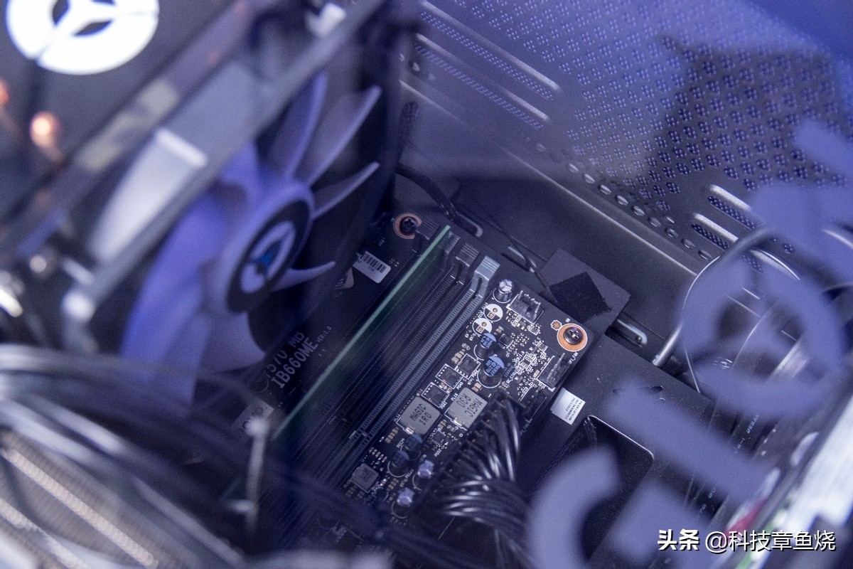 游戏主机选购指南，联想拯救者刃7000K 2022评测 第21张