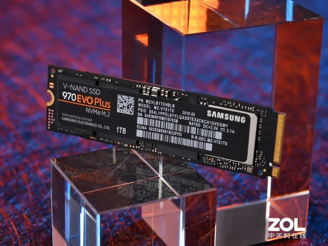 SATA M.2 PCIe？一分钟教你认识固态硬盘接口 第5张