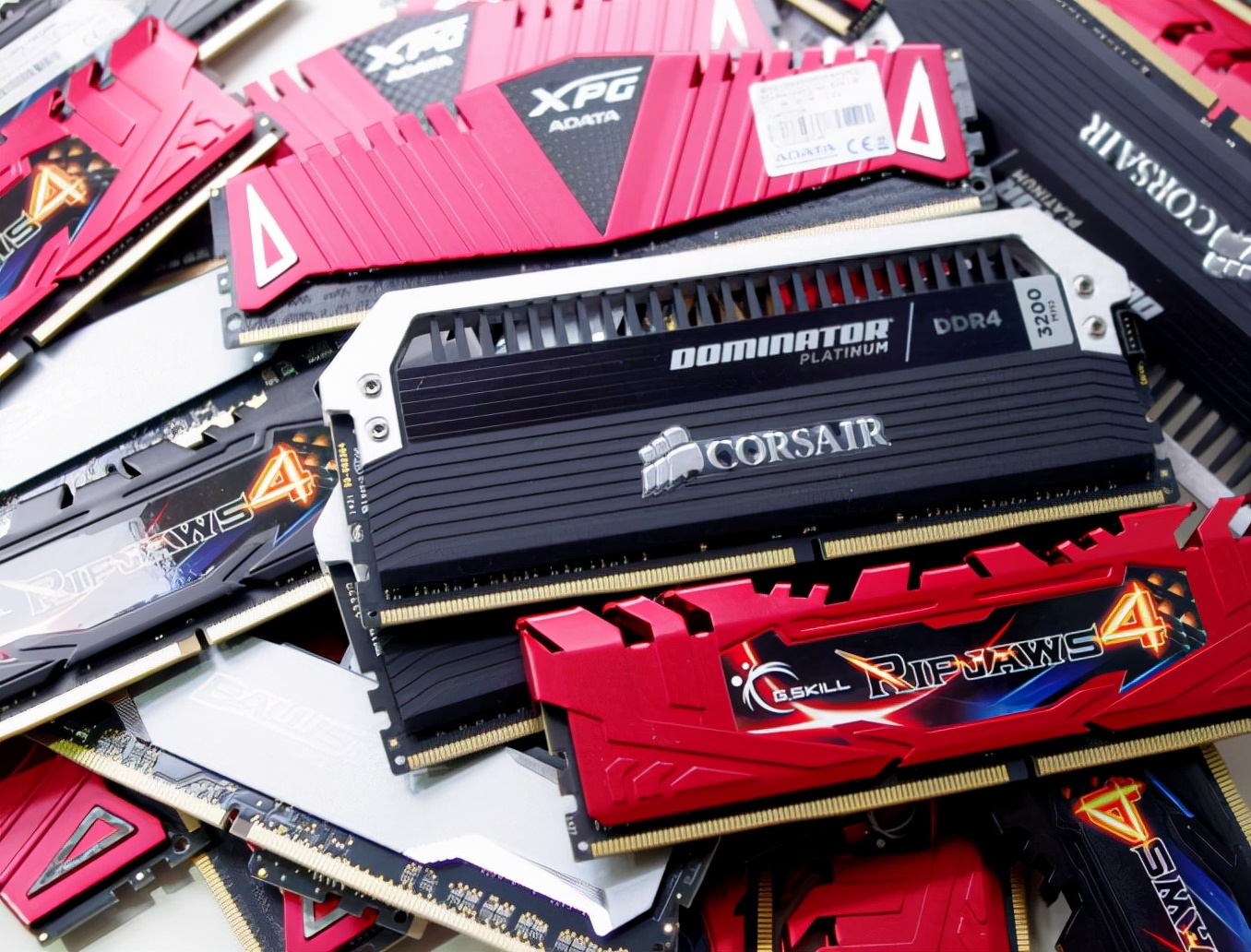 DDR5内存、PCIe5.0固态值得买吗？买的人已经傻眼了 第3张