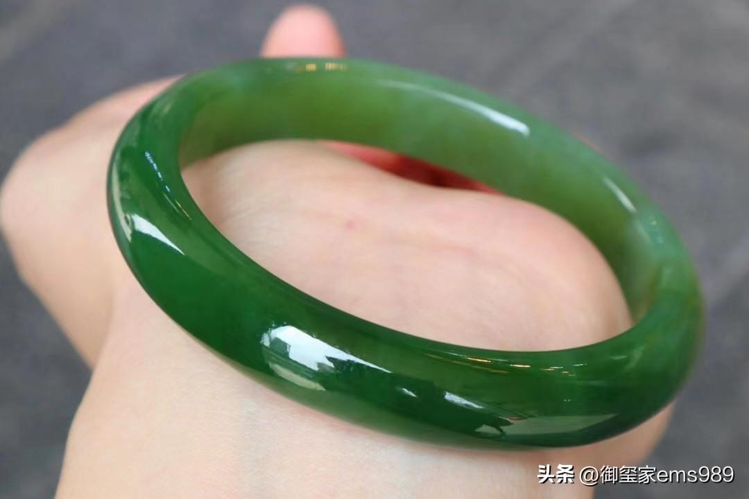 和田玉碧玉属于什么档次（碧玉增值空间大不大） 第9张