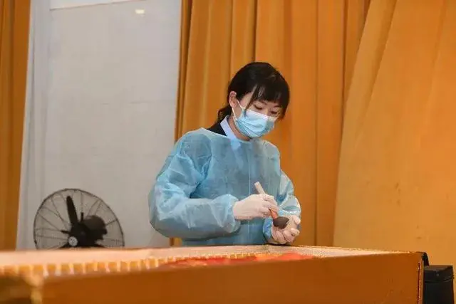 尸斑出现在死亡后几小时（人死之后身体会发生哪些变化） 第19张