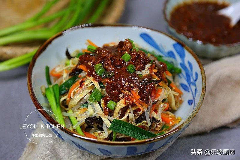 韭菜的十种家常做法（韭菜又嫩又香的10种吃法） 第7张