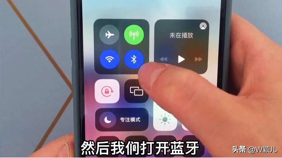 华为手机定位怎么查对方具体位置？打开这个设置，对方的位置一清二楚 第1张