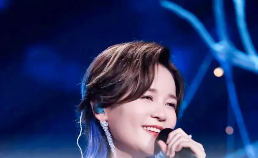 撕心裂肺十大催泪情歌（2022年热门伤感歌曲推荐） 第7张
