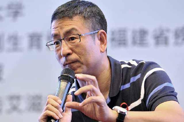 白岩松为什么被央视解雇了？假的，网传谣言而已 第13张