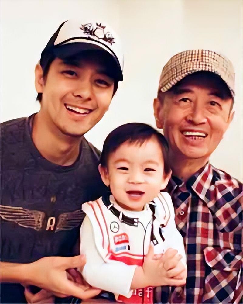 林志颖个人资料年龄（从小父母离异，亲情和婚姻也有泪和痛） 第35张