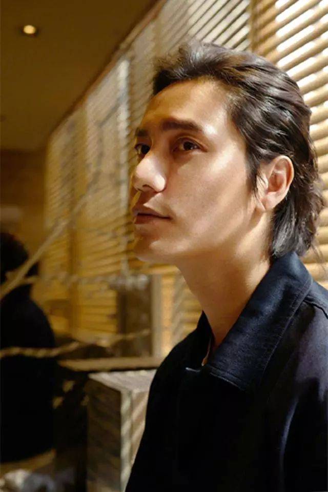 演员陈坤，单亲爸爸20年，46岁仍未婚，把非婚生儿子当全部 第33张